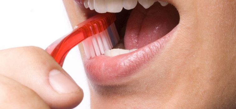Brushing Your Teeth: 5 Things You May Be Doing Wrong